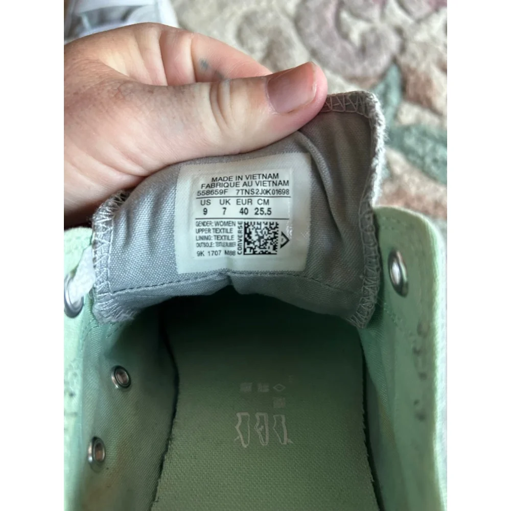 Converse green and gray size 9